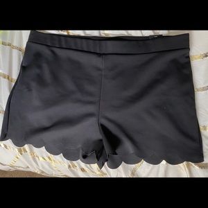 NWT High Rise Scalloped Shorts